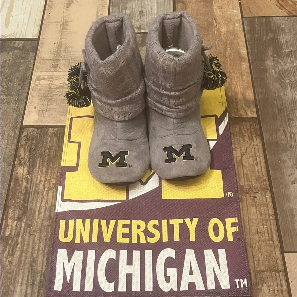 Gray University of Michigan Booties with Pom Poms and gold sequins detail NWOT - Picture 9 of 12